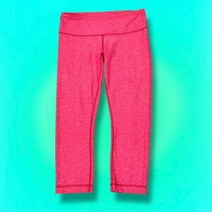 ✨LULULEMON✨ hot pink cropped leggings